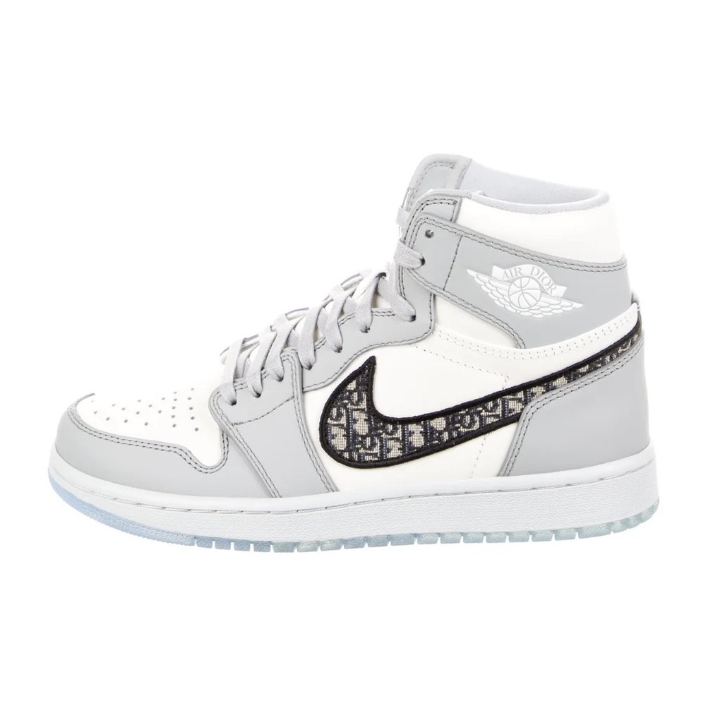 Custom addition Air Dior Sneakers